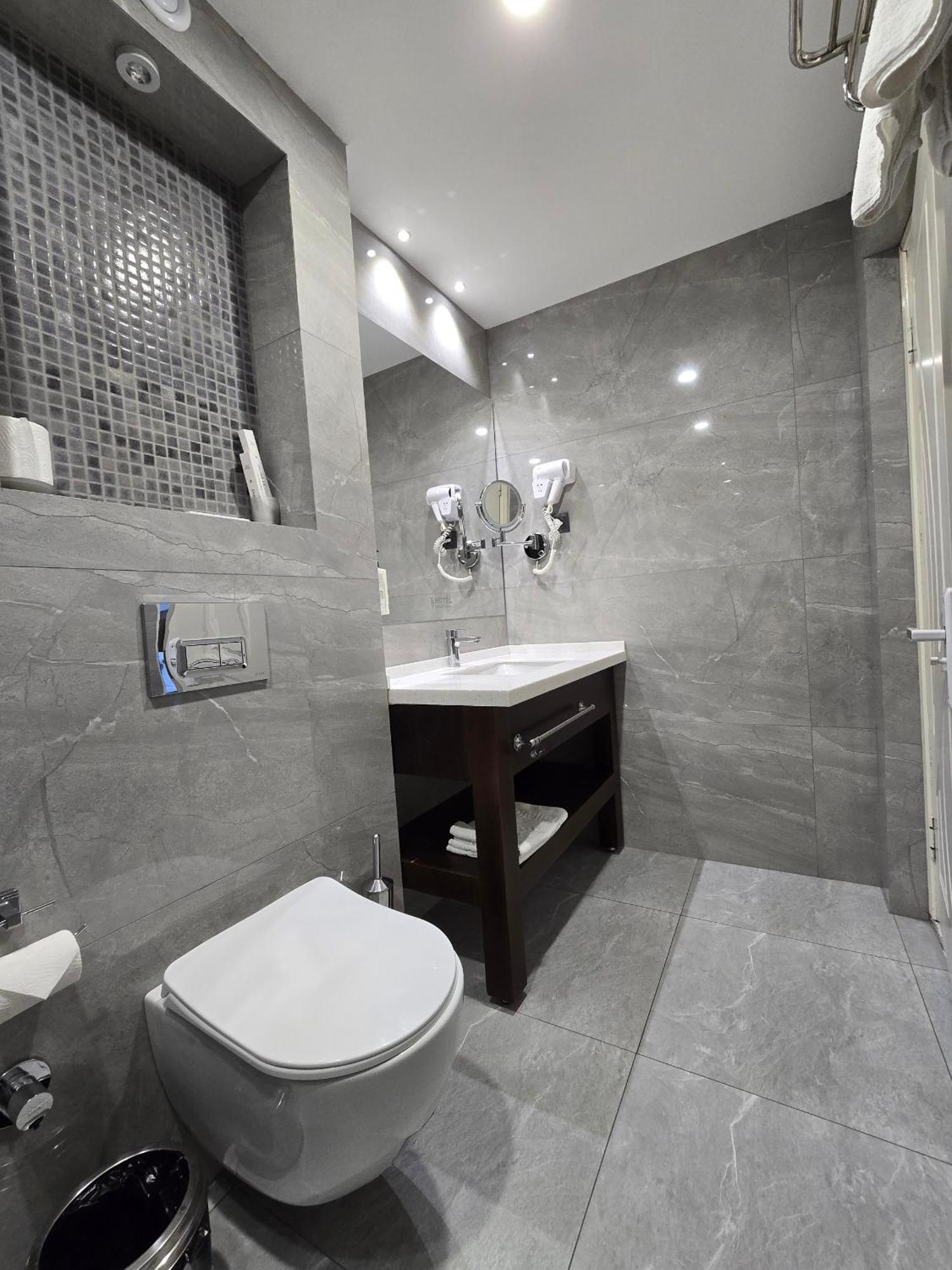 Ziyorat Luxury Hotel Фергана Экстерьер фото