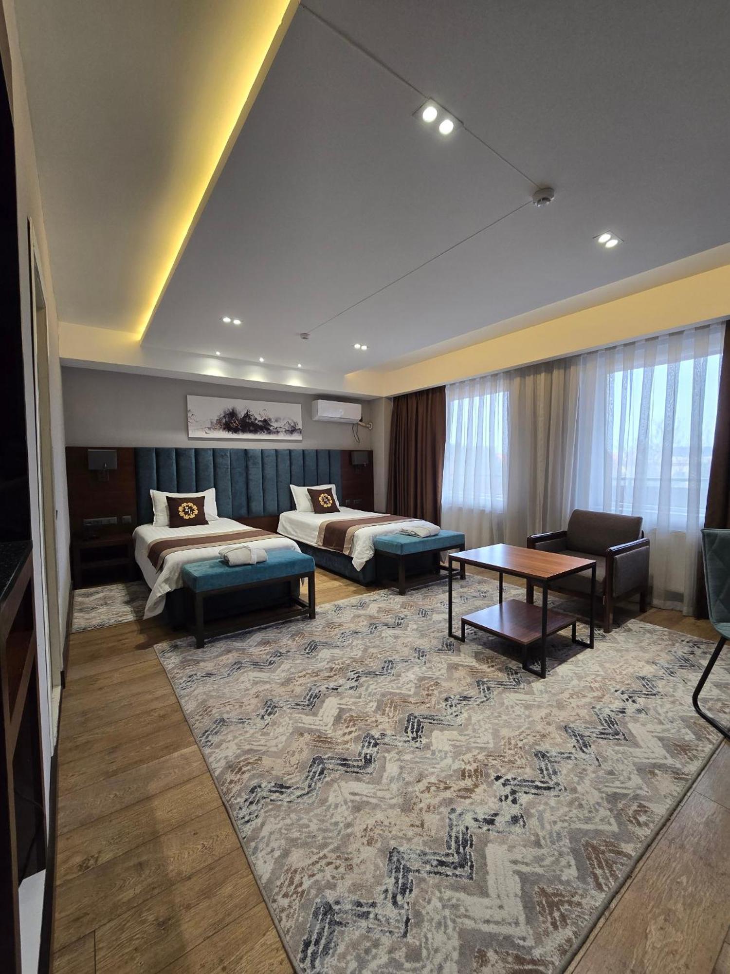Ziyorat Luxury Hotel Фергана Экстерьер фото