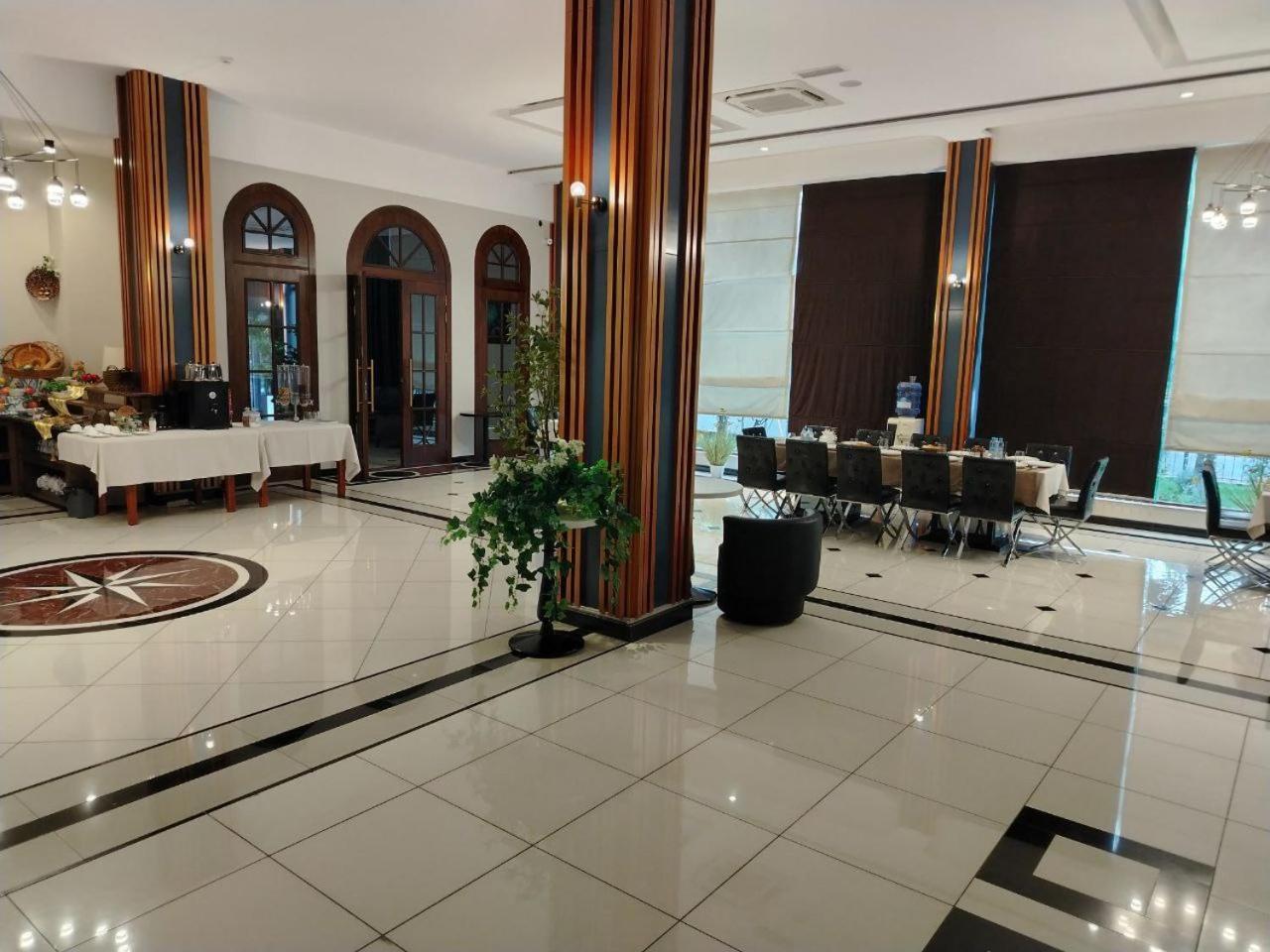 Ziyorat Luxury Hotel Фергана Экстерьер фото