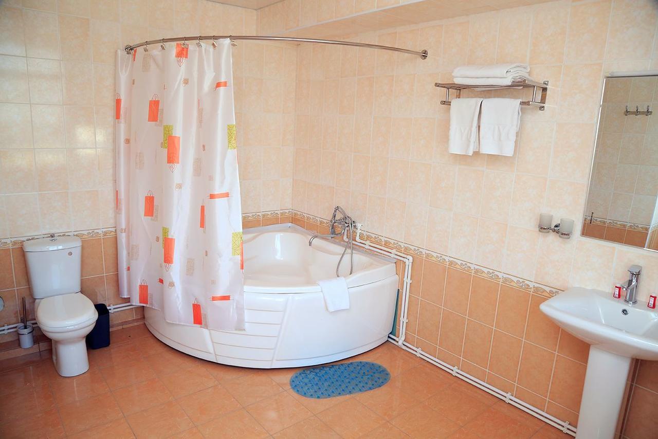 Ziyorat Luxury Hotel Фергана Экстерьер фото