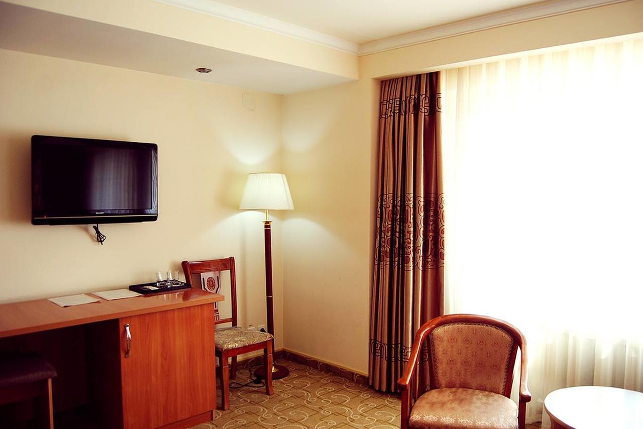 Ziyorat Luxury Hotel Фергана Экстерьер фото