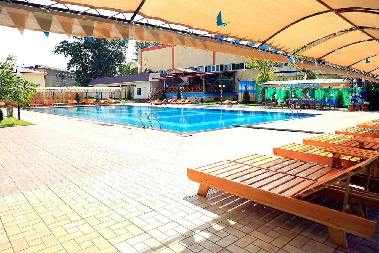 Ziyorat Luxury Hotel Фергана Экстерьер фото