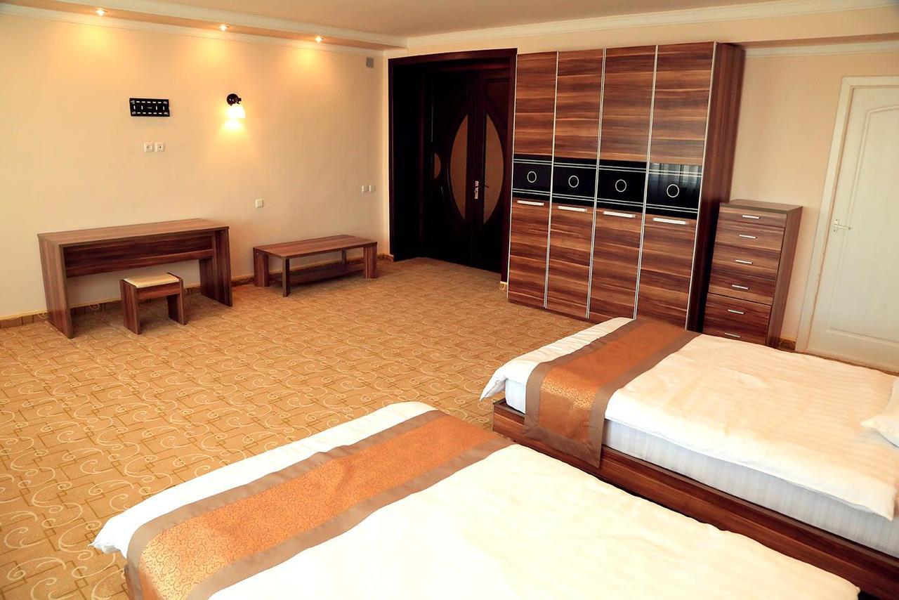 Ziyorat Luxury Hotel Фергана Экстерьер фото